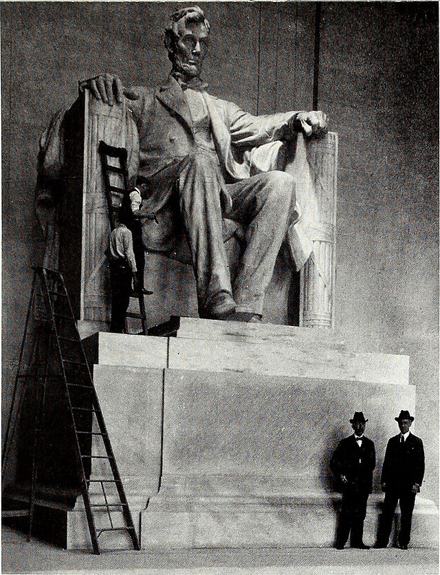 Abraham Lincoln's statue