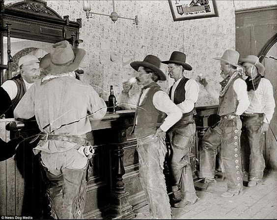 Saloon patrions