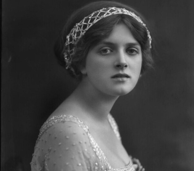 Gladys Cooper 