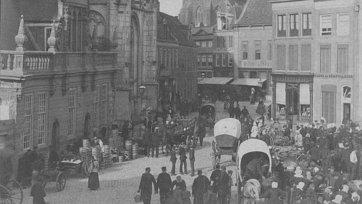 Gezicht op de Grote Markt te Zwolle RP F F19393 | <strong>Who was Fannie Porter? </strong>